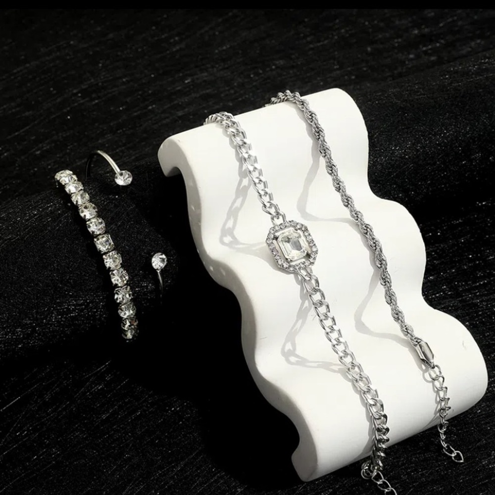 Women’s Silver Rhinestone and Chain Four Piece Bracelet Bundle Set NWT. - Picture 2 of 3